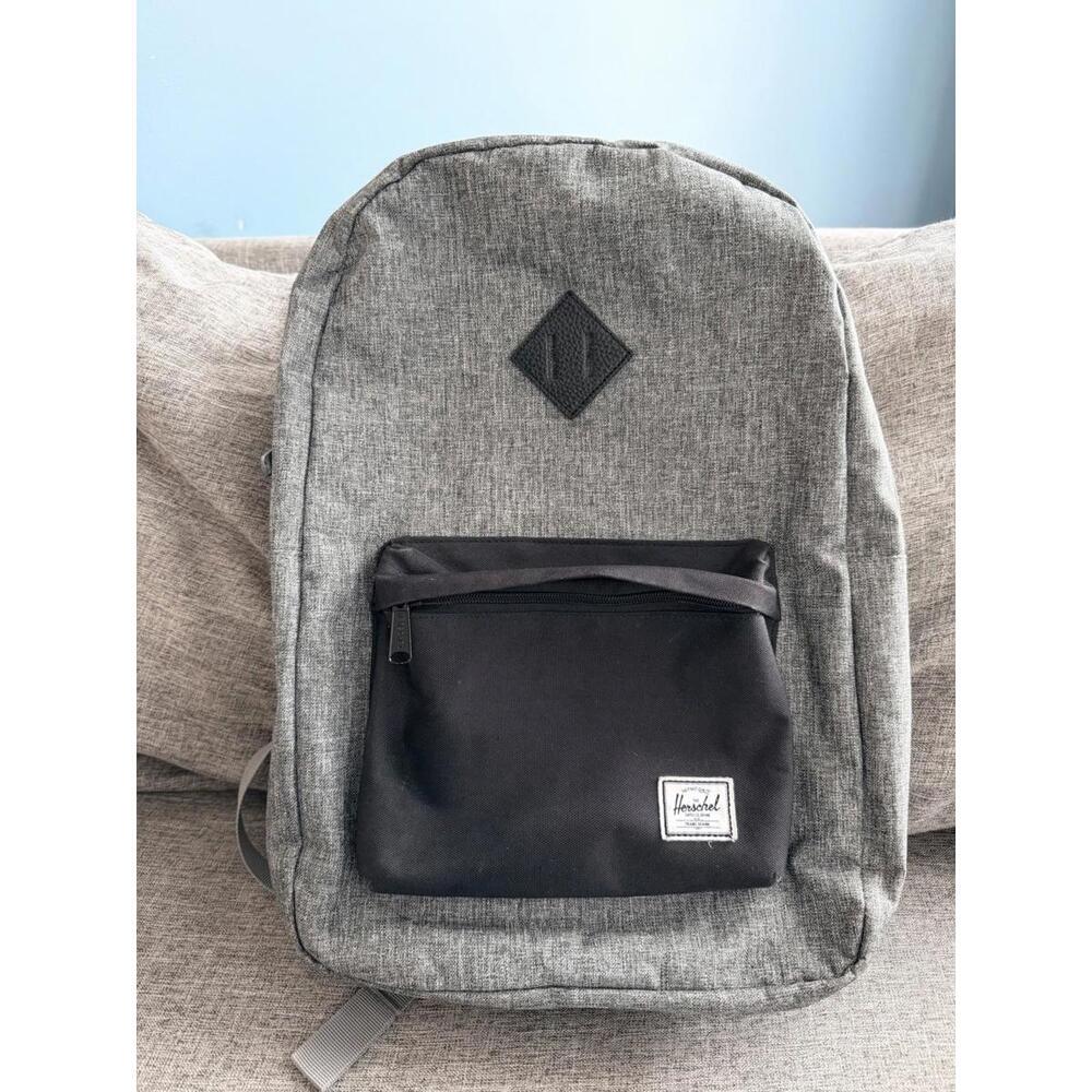 Herschel Supply Co Heritage Backpack in Raven Crosshatch/Black Striped Lining